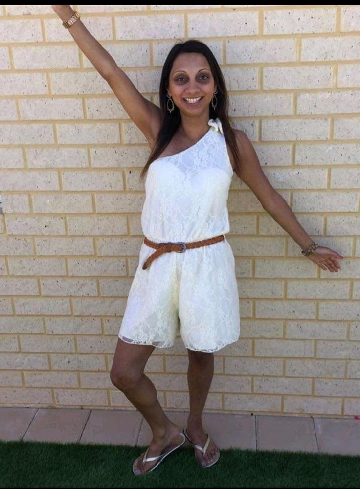 19P Indian women dressed