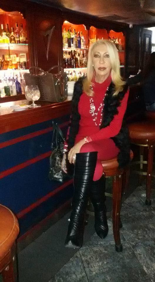 25P Milfs &amp; Gilfs wearing Boots no.1
