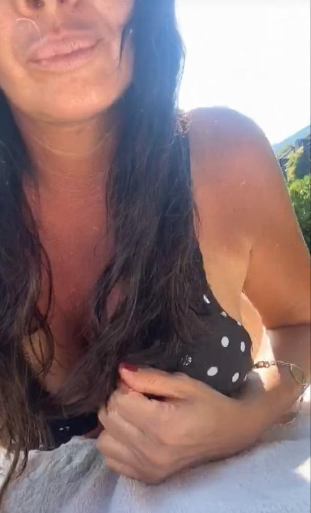 25P Married slut