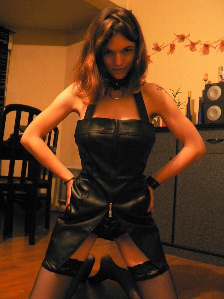 25P Petite amie coquine -12