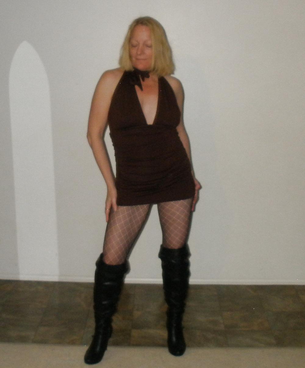 22P Fish Net Stockings & Boots