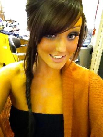 25P Hot babes 35