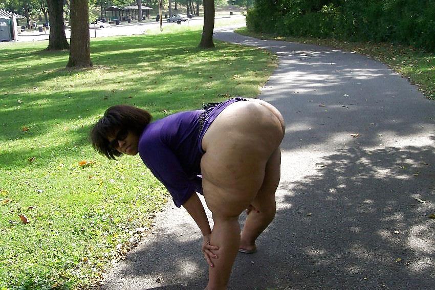 12P Outdoors With SSBBW RedBone L.A. Gurl