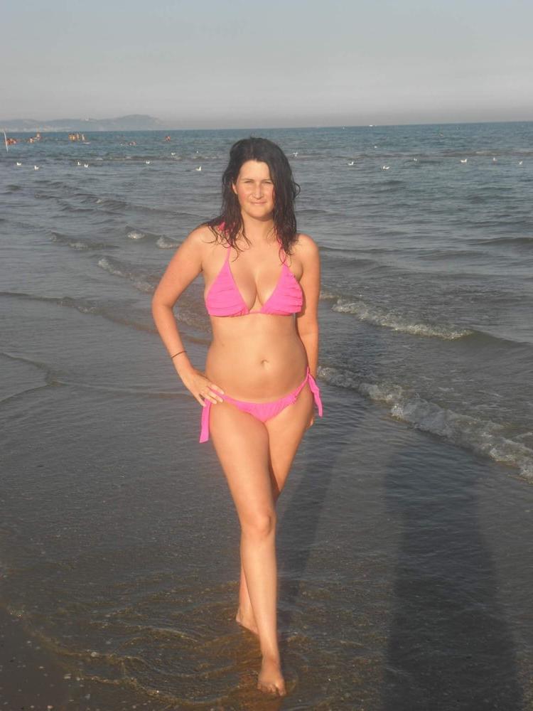 25P 32year old hot wife exposed by her husband