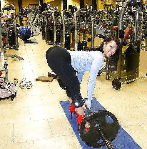 17P Sexy Sports Pics