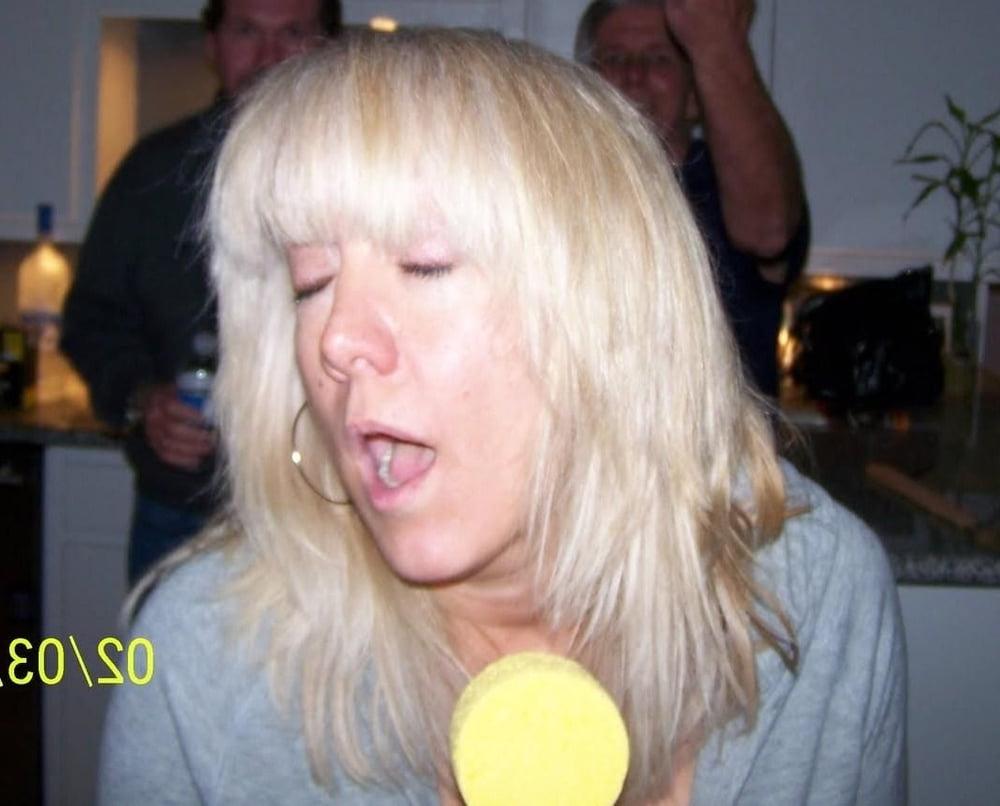 25P Chubby Wife