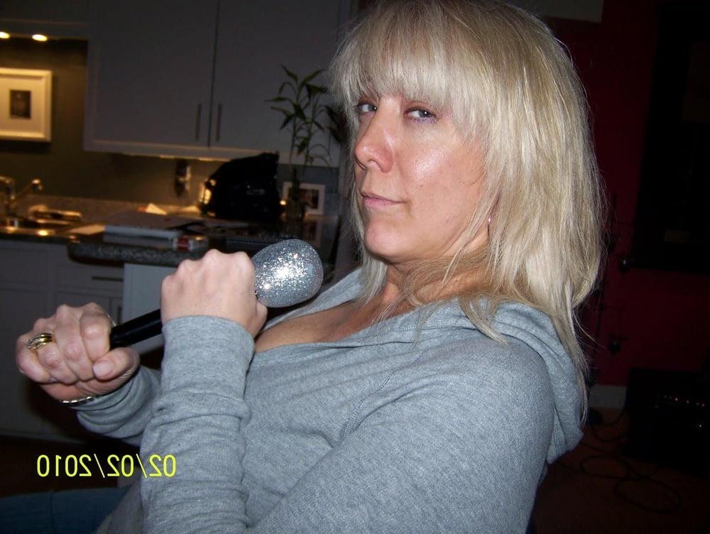 25P Chubby Wife