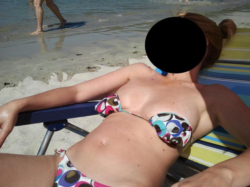 25P My Hot Wife 04: Desigual Bikini