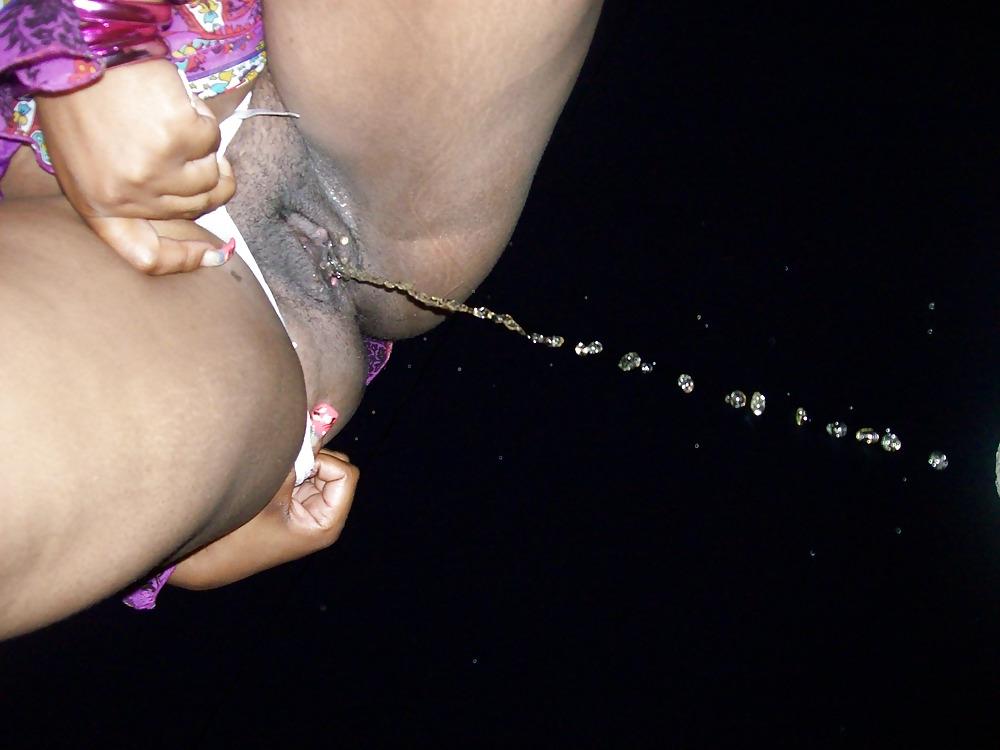 8P Anyone have gaping pix ?