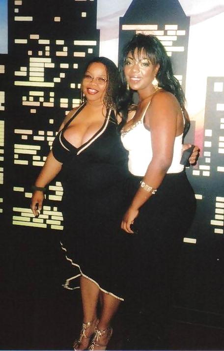 7P His mom has some Huge Chestsicle 