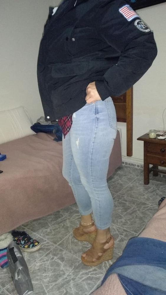 14P random slut mood