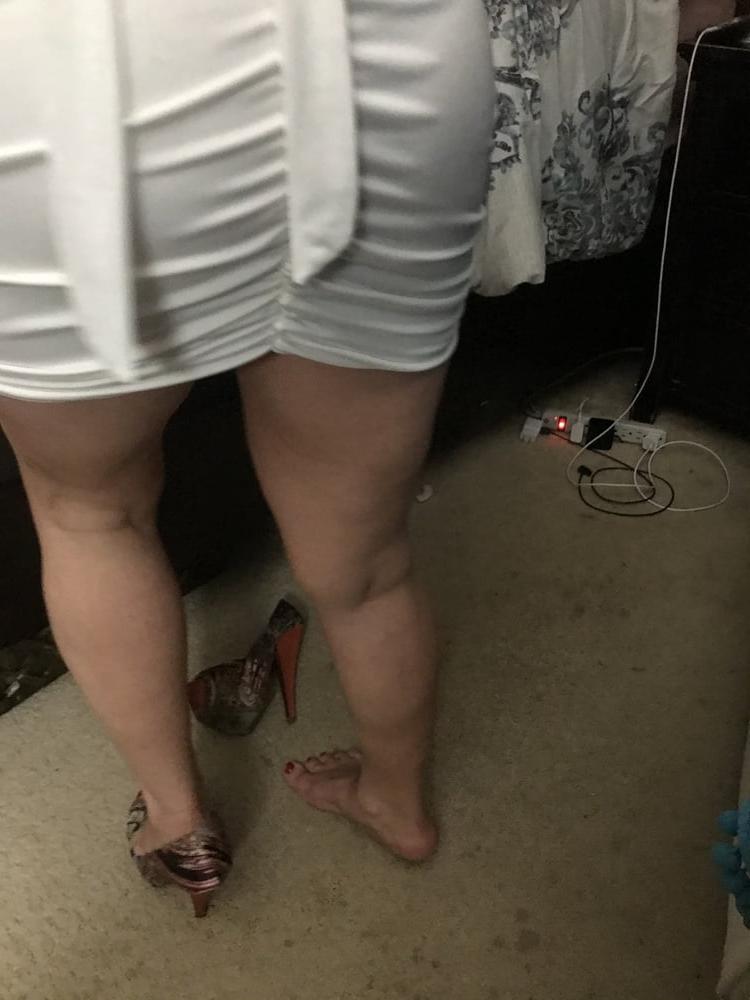 25P See my Sexy Red Panties &amp; Hairy Pussy American Milf 19