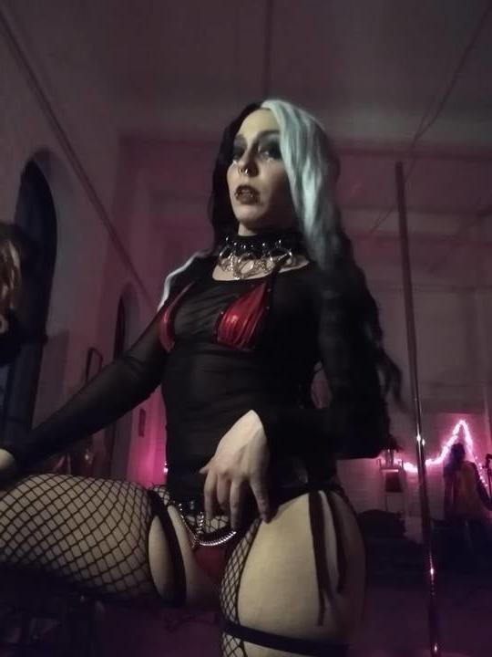 25P My Obsession for Goth, Punk, Emo Girls