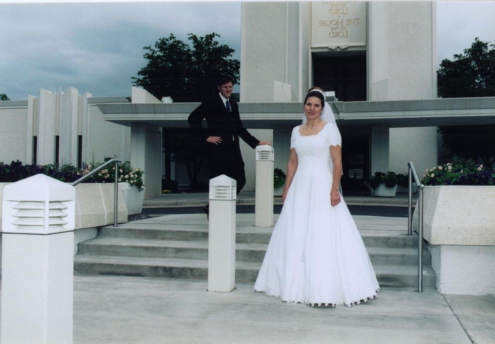 18P Mormon Wife