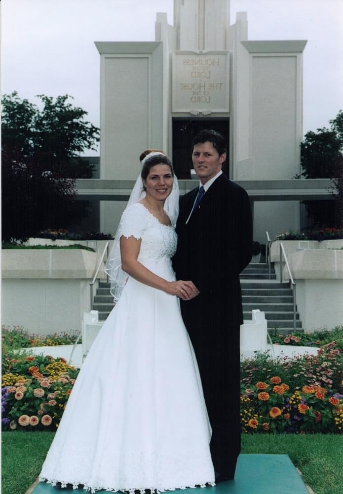 18P Mormon Wife