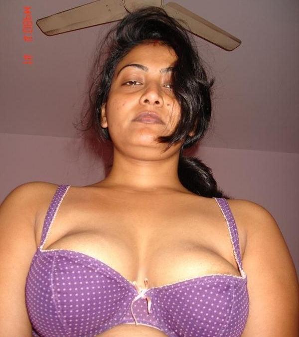 15P Indian aunty
