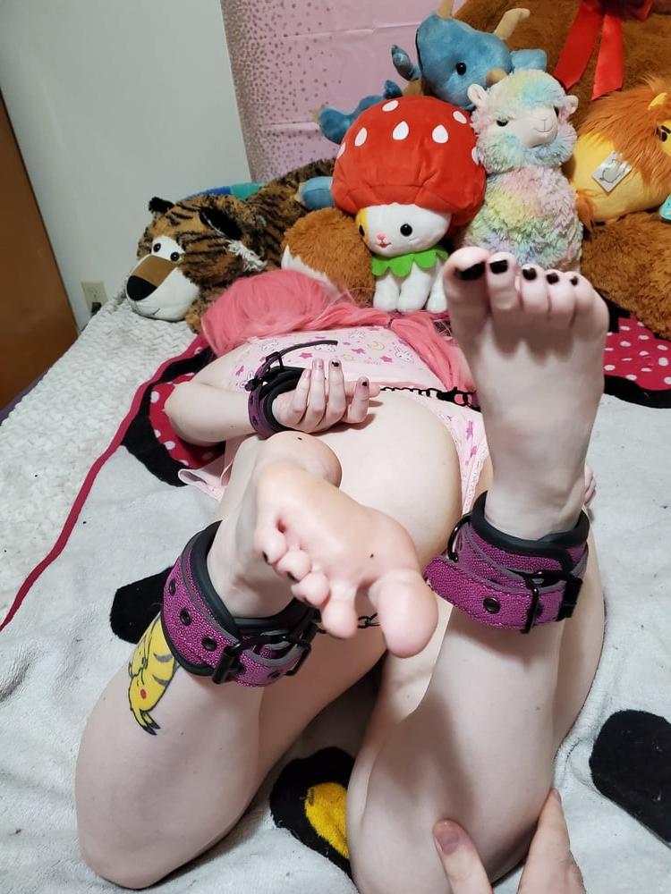 10P We're Learning to Love Bondage