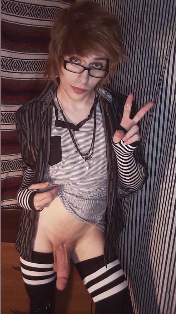 4P Sexy Emo Boy in Glasses