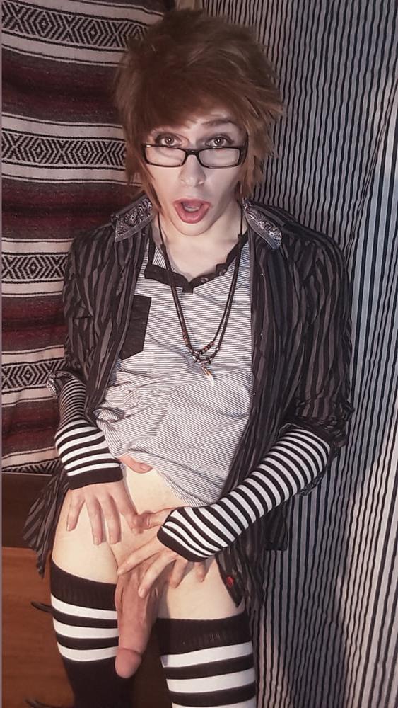 4P Sexy Emo Boy in Glasses