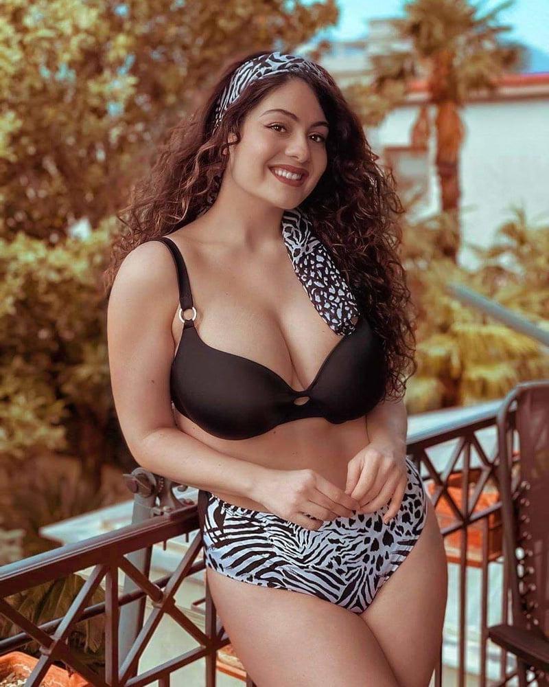 25P Indian bhabhi