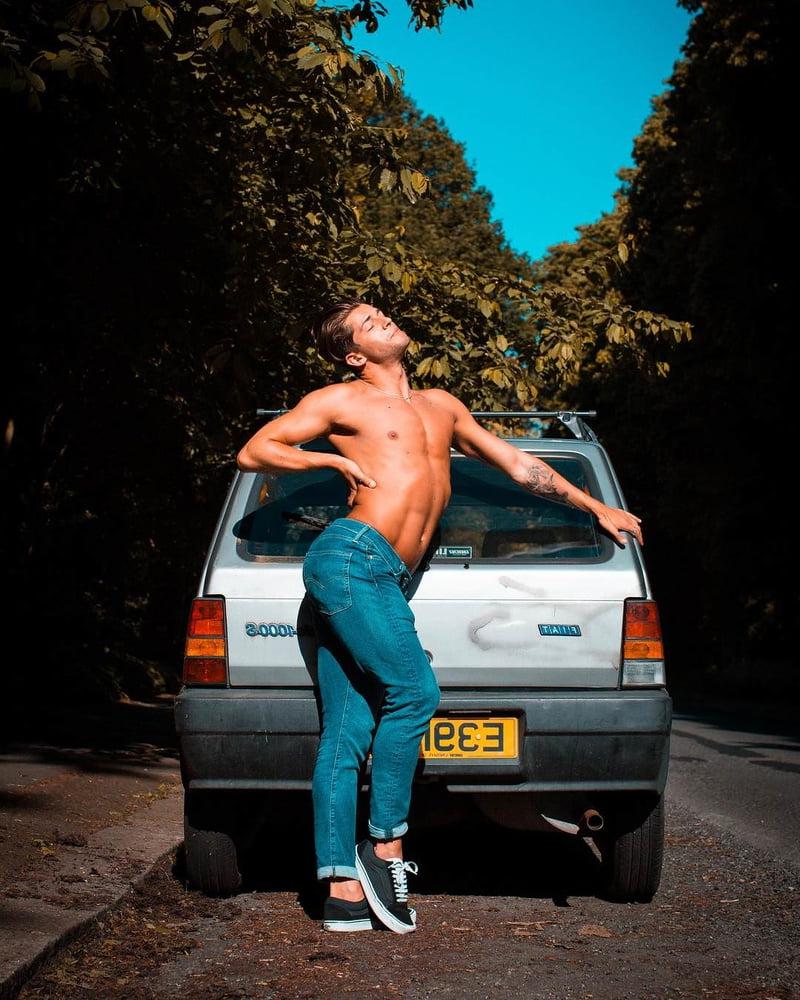 20P Openly Gay Actor Dancer Sam Salter Shirtless &amp; Naked Pics