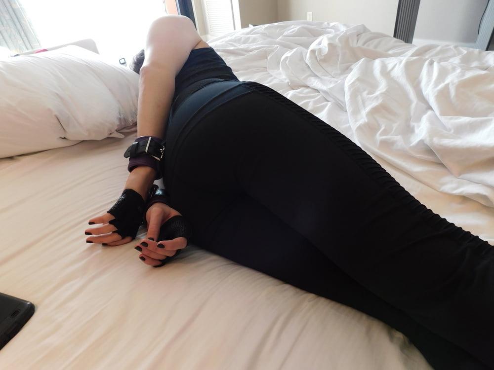 15P Femboi Leather Cuff Bondage