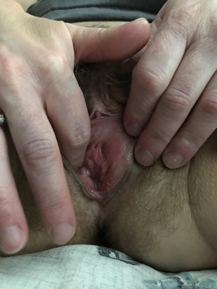 16P My Hairy Pussy Close Ups American Milf 15