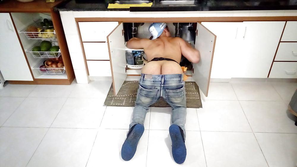 14P 30 - Beyond The Plumber's Crack