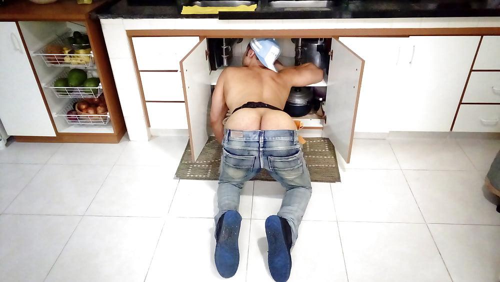 14P 30 - Beyond The Plumber's Crack