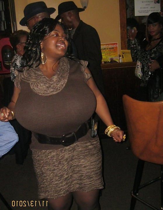 25P Exciting boobs