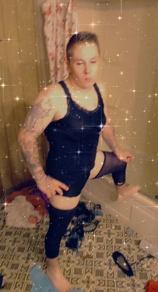 15P Sexi sissy husband  wifey