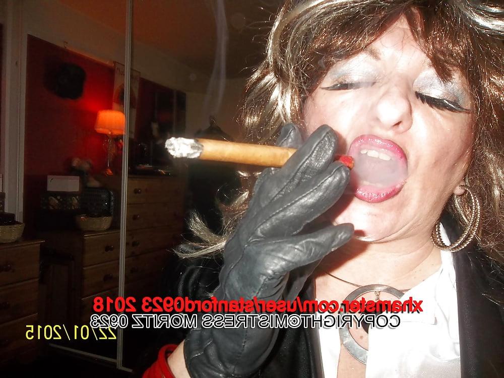 25P SLUT SMOKING CIGARS 2
