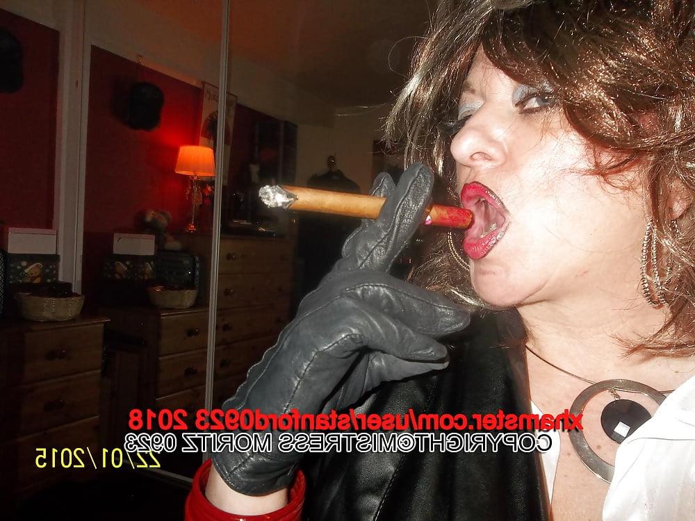 25P SLUT SMOKING CIGARS 2