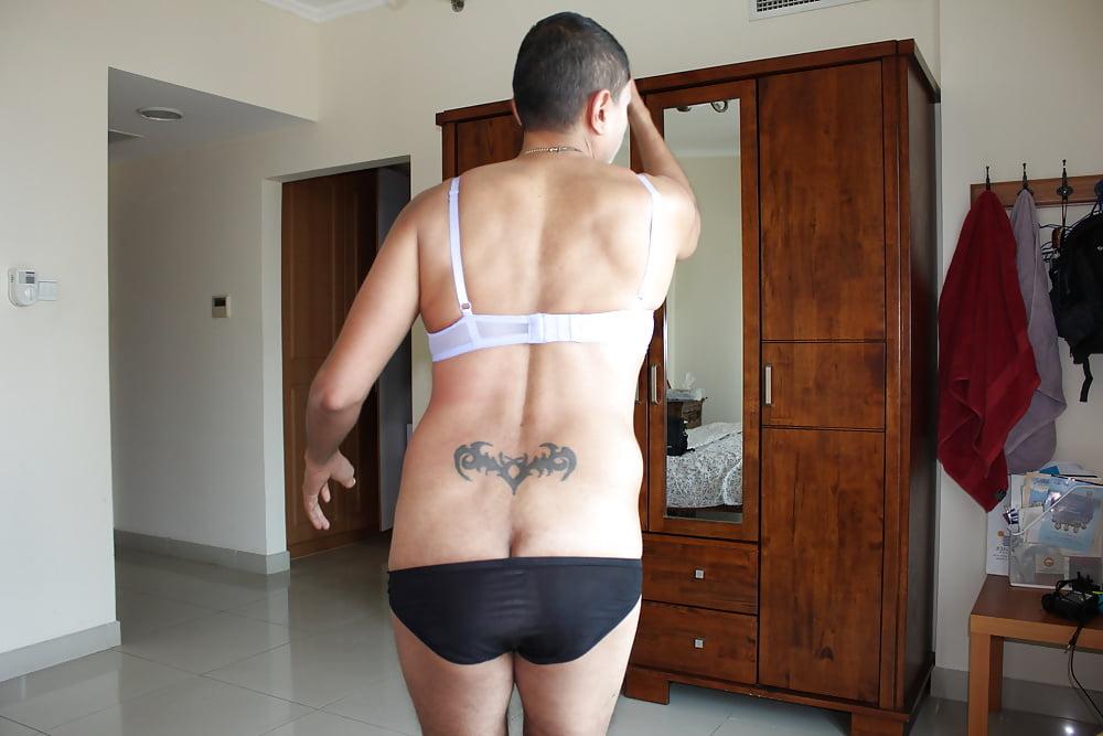 13P Indian CD Gay Slave