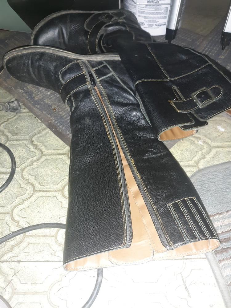 12P Leather boots 1