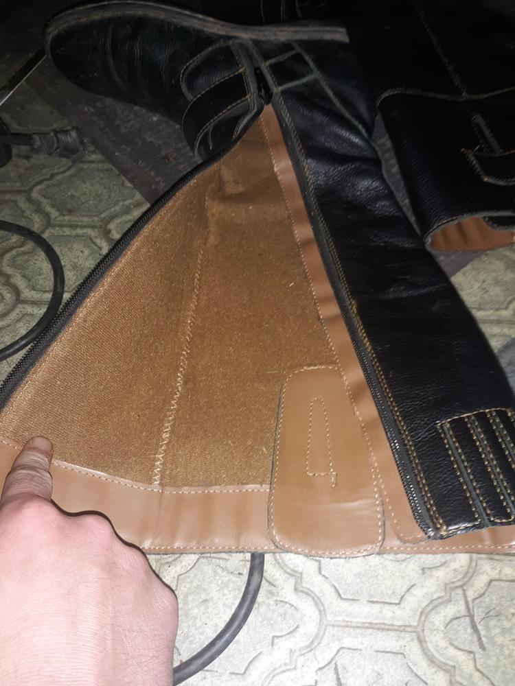 12P Leather boots 1