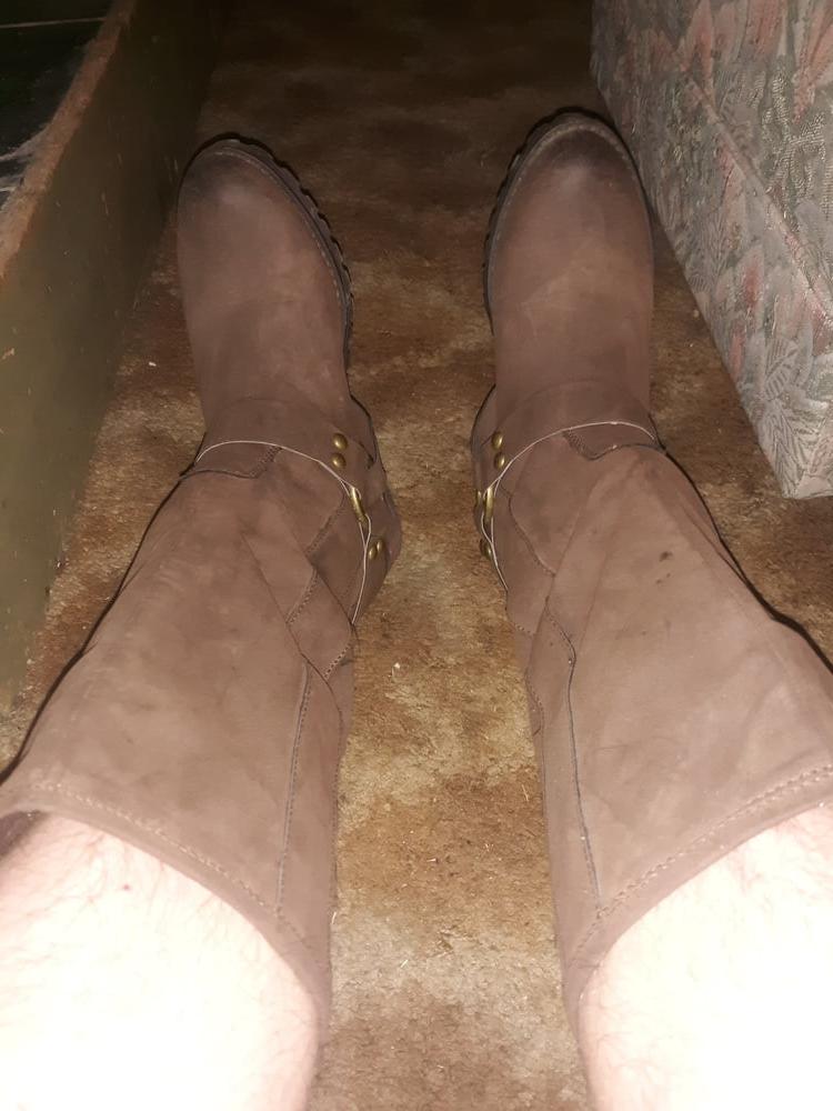 12P Leather boots 1