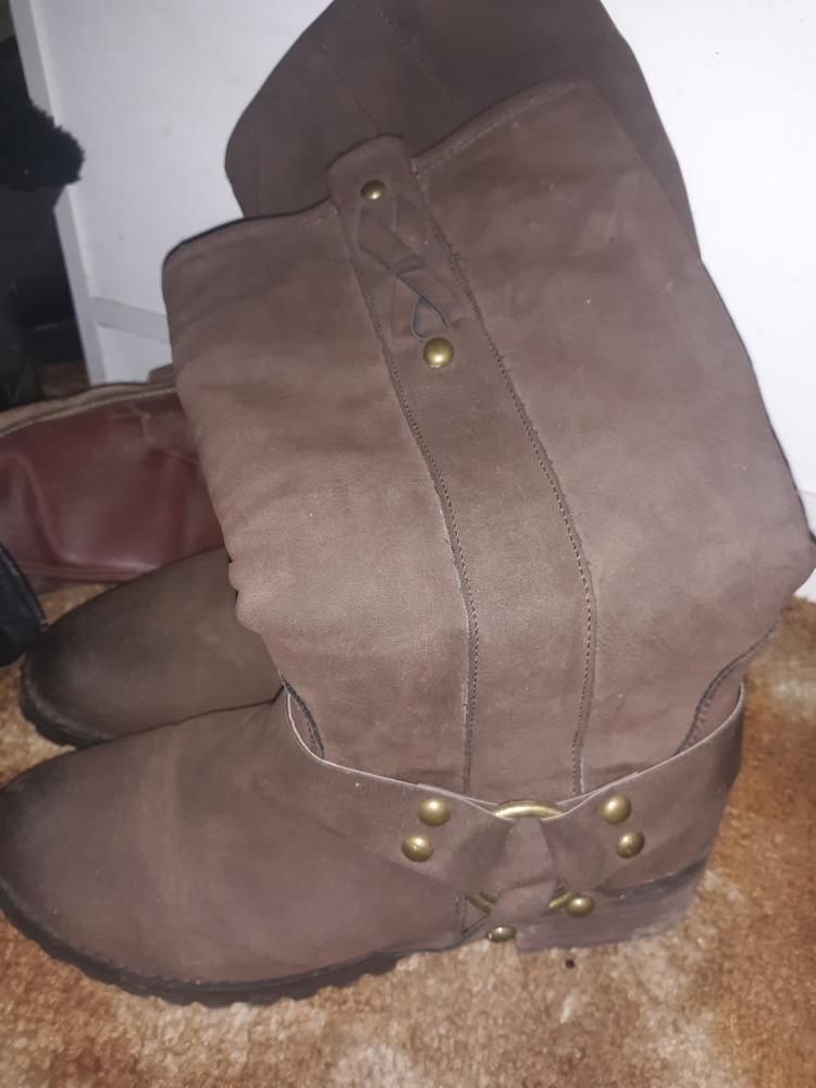12P Leather boots 1