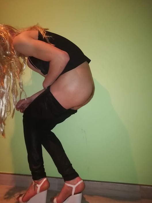 17P Gay latex whore. Please comment