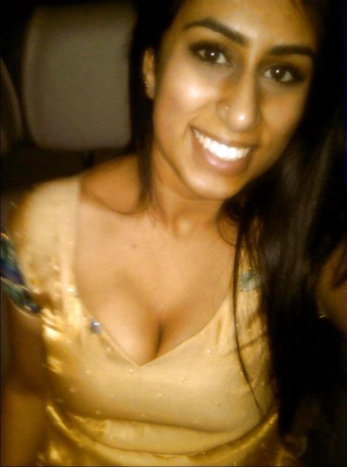 25P SEXY DESI INDIAN PAKI BABES 2
