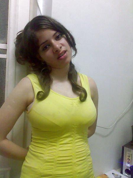 25P SEXY DESI INDIAN PAKI BABES 2