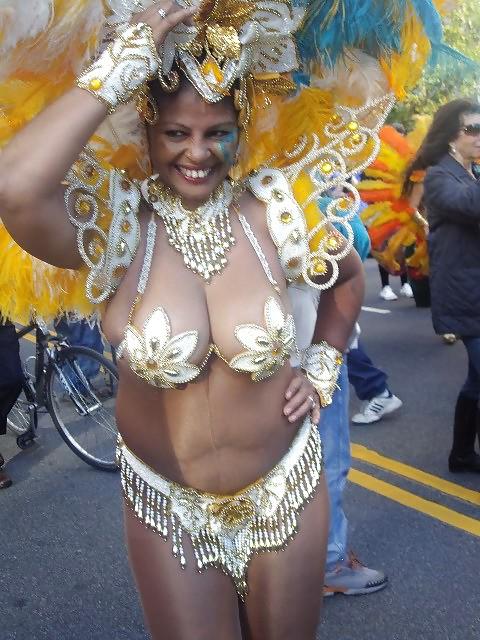 25P Nice Older Women Tits Vol. I