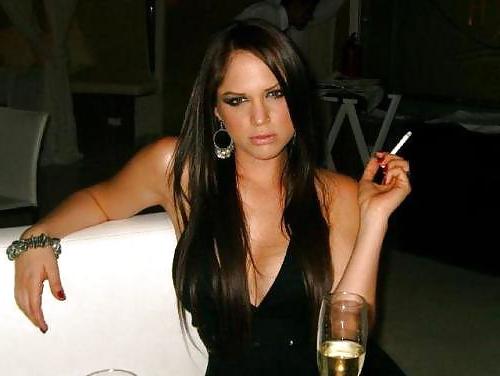 7P Wanking favourites: Smoking strapon