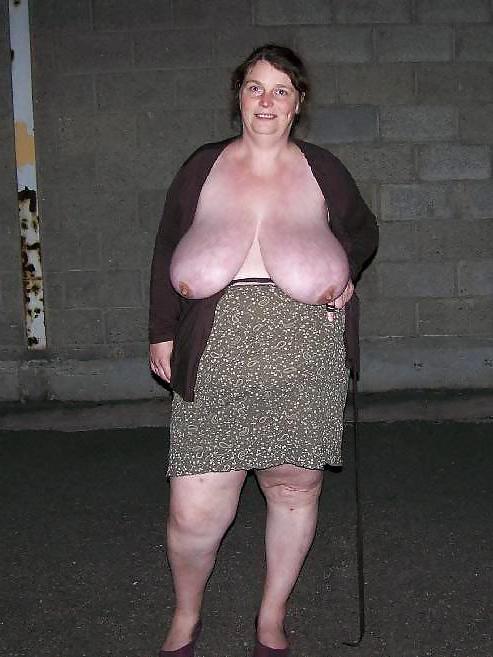 23P Massive Titten