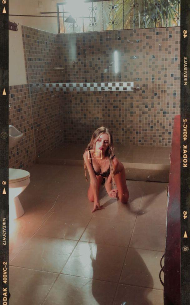 25P Heidy Pino nude