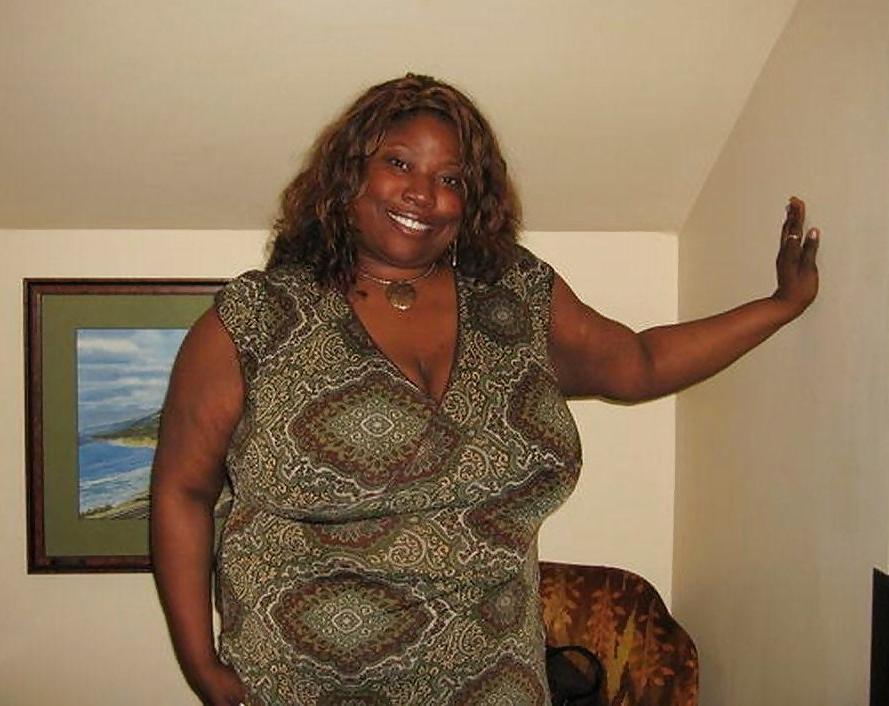 25P Nice Older Women Tits Vol. II