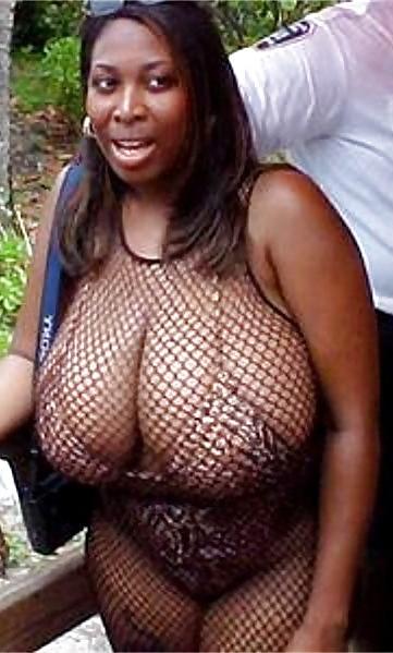 25P Nice Older Women Tits Vol. II