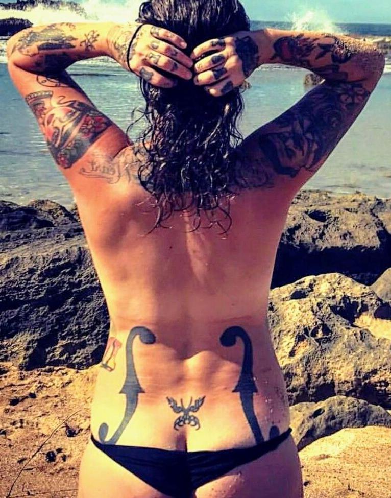 25P Danielle Colby nude
