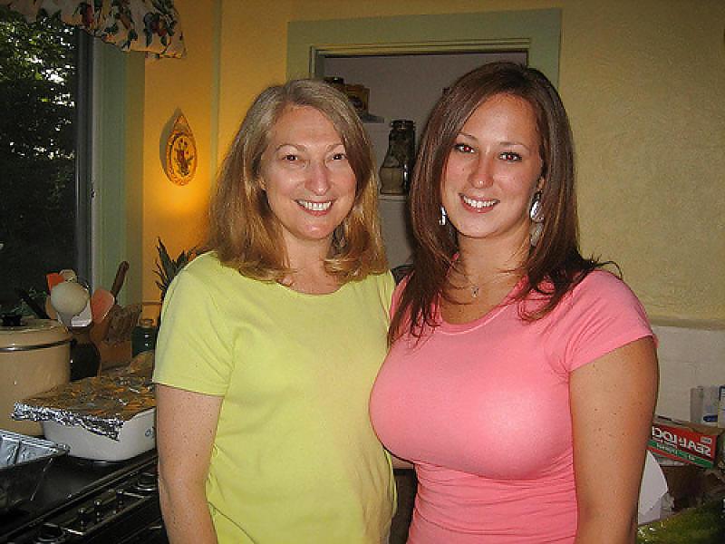 25P BIG TITTIES AMATEURS - Non & Non Nude X