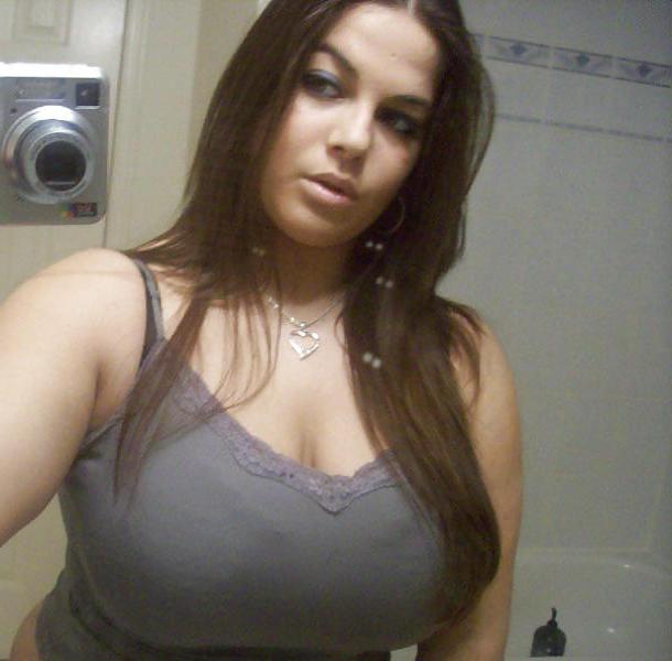 25P BIG TITTIES AMATEURS - Non & Non Nude X
